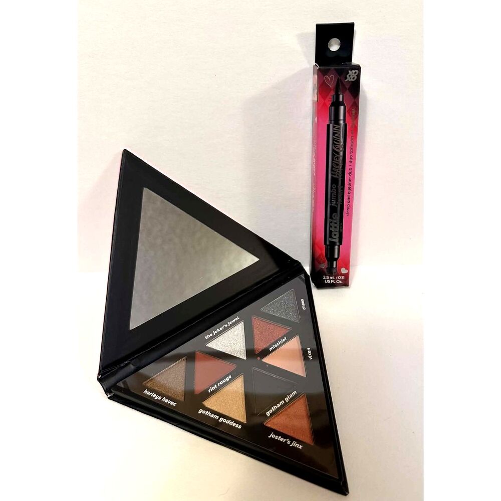 Harley Quinn 9 Piece Eyeshadow Palette And Heart Stamp  / Eyeliner Combo BLK NEW